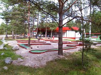 Minigolfbane ved kiosken