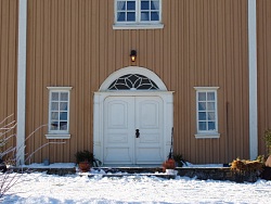 Velkommen inn i det historiske hovedhus fra 1654.